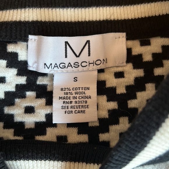 Black and White Optic Print Sweater - Picture 7 of 7